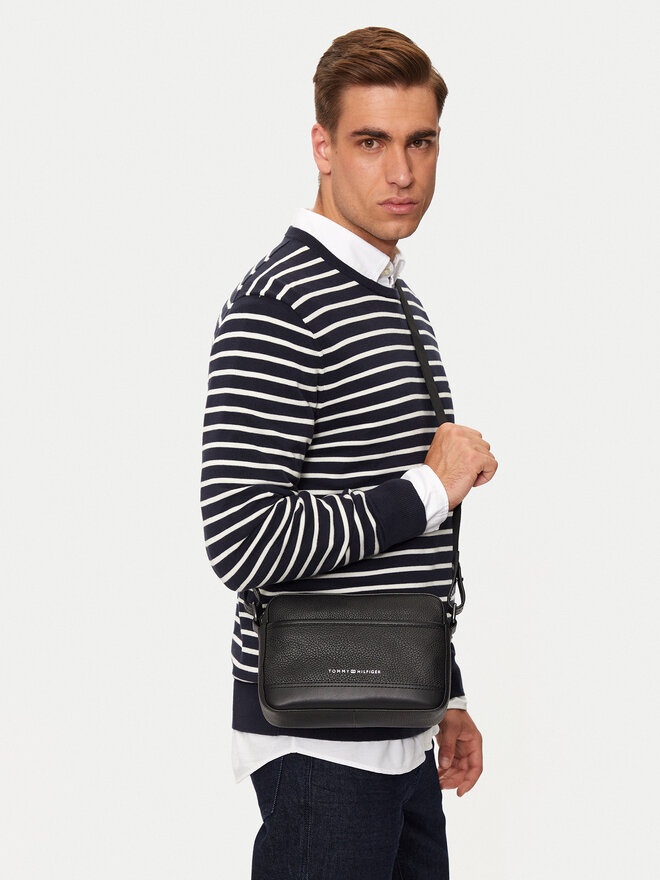 Tommy Hilfiger Maža rankinė Tommy Hilfiger Th Premium Leather AM0AM13148 Juoda