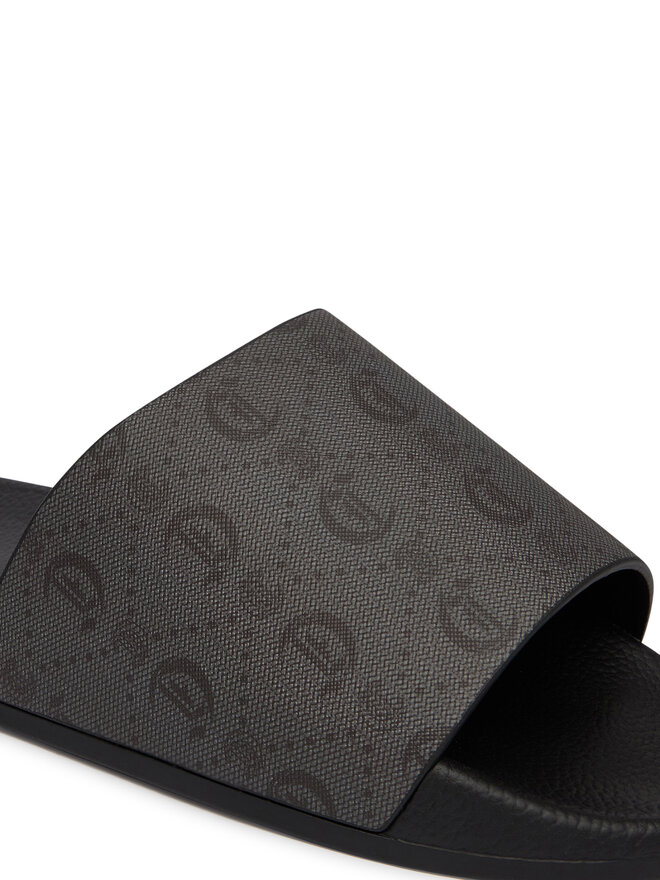Just Cavalli Шльопанці Just Cavalli 80QA3SZ4 ZSE56 Сірий