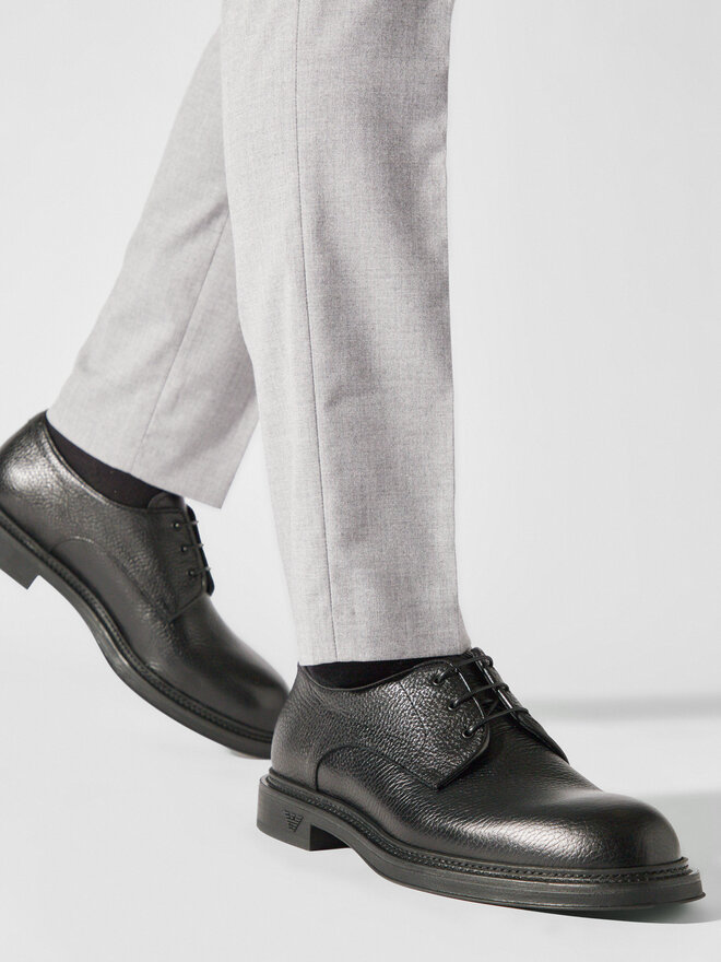 Emporio Armani Nizki čevlji Emporio Armani X4C653 XF583 00002 Črna