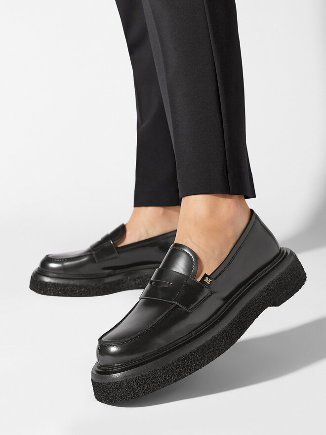 Max Mara Loafersy Max Mara Crepeloafer 23452619336 Černá