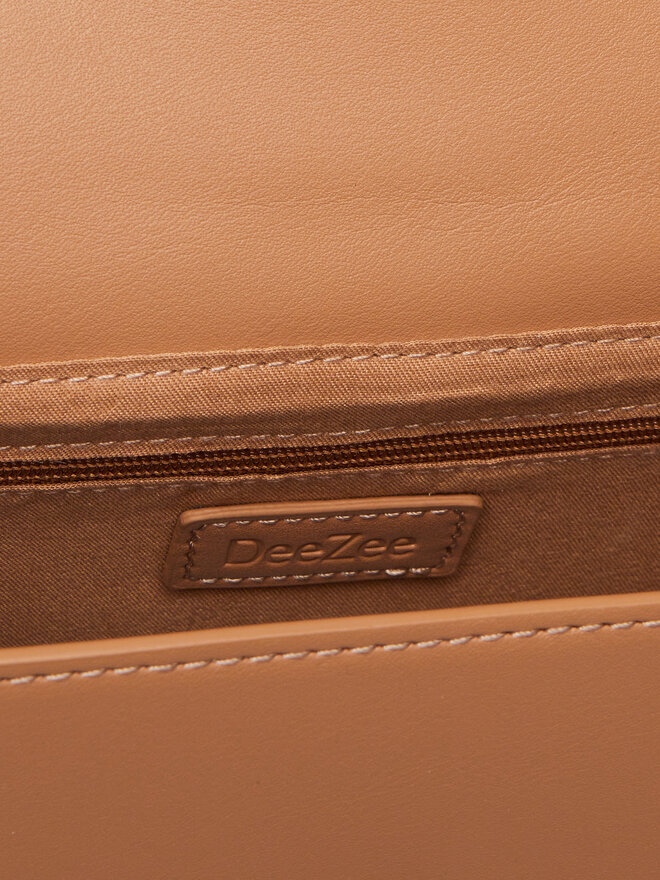 DeeZee Handtasche DeeZee C-DZE-S-017-08 Braun