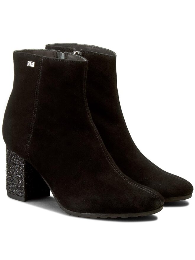 Solo Femme Stiefeletten Solo Femme 87601-01-C78/F82-02-00 Schwarz