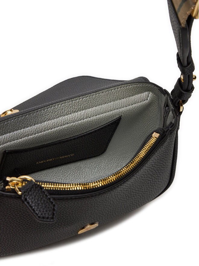 Emporio Armani Táska Emporio Armani EW000538 AF12103 MC032 Fekete