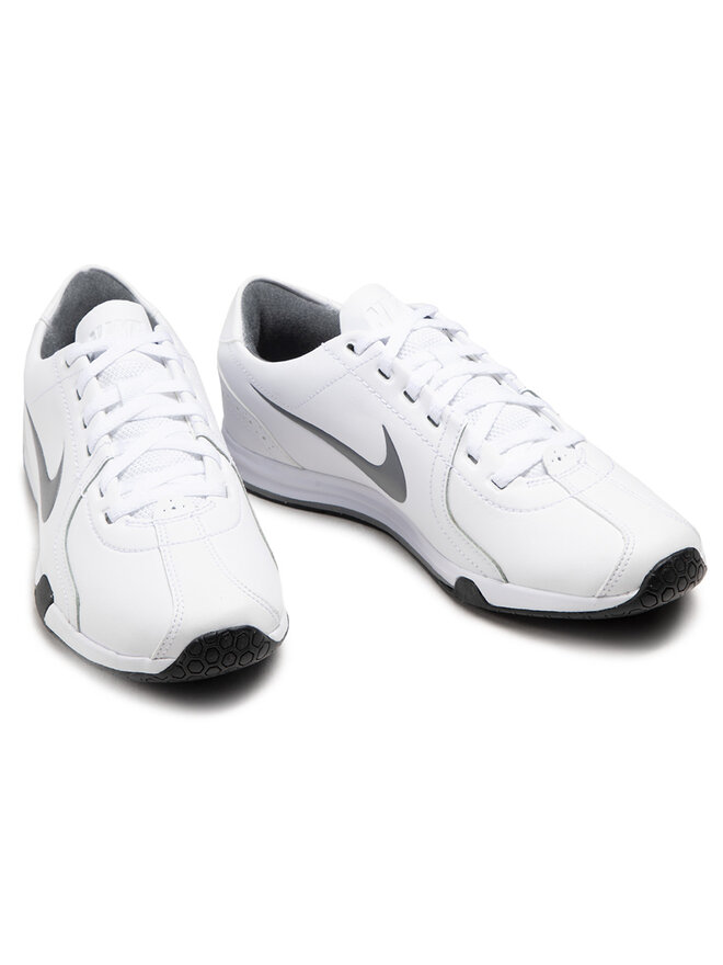 Nike circuit trainer shop