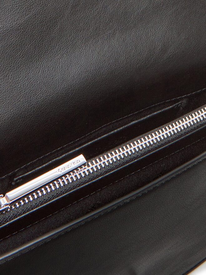 Calvin Klein Bolso Calvin Klein Re-Lock Mini Conv LV04F3103G Negro