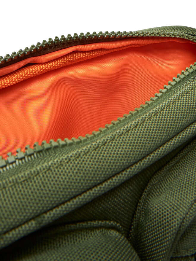 Alpha Industries Saszetka nerka Alpha Industries 156943 Khaki