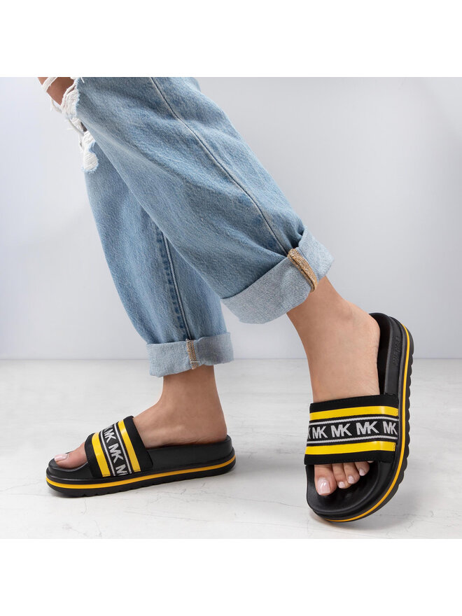 Šlepetės MICHAEL Michael Kors Tyra Slide 40R0TRFA1D Juoda | eavalyne.lt