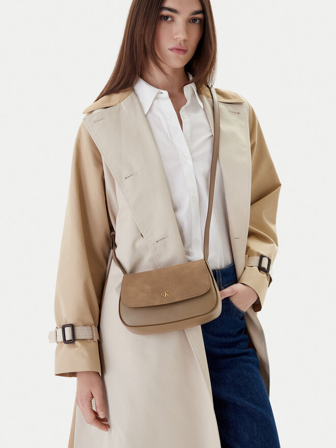 Calvin Klein Handtasche Calvin Klein Ck Brushed Flap Camera Bag LV04F3409G Beige