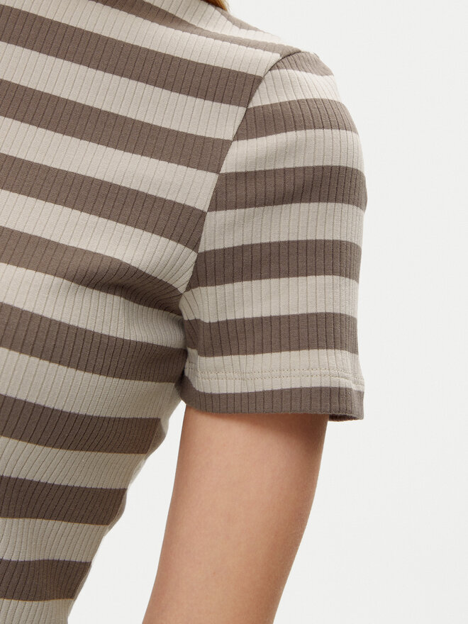 Noisy May Noisy May Póló Elinor 27033178 Bézs Slim Fit