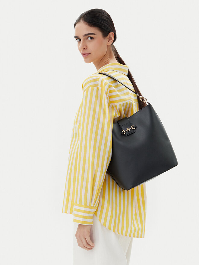 Tommy Hilfiger Kabelka Tommy Hilfiger Heritage Leather Bucket AW0AW17396 Černá