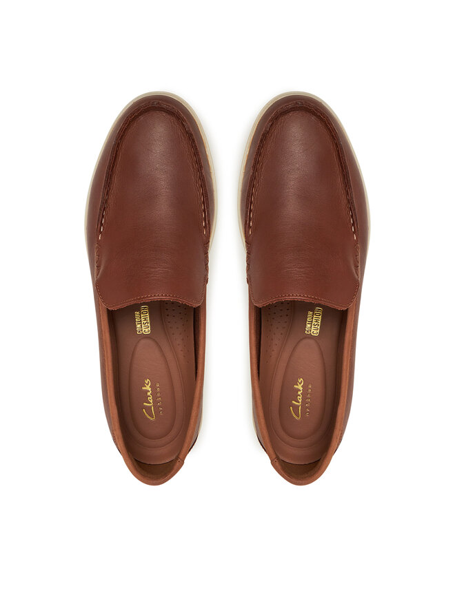 Clarks Mokaszin Clarks Bratton Loafer 26181279 Barna