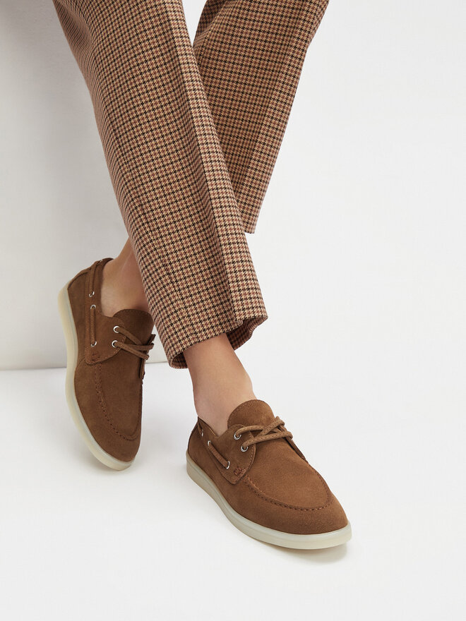 GINO ROSSI Nizki čevlji Gino Rossi ELLA-01 Rjava