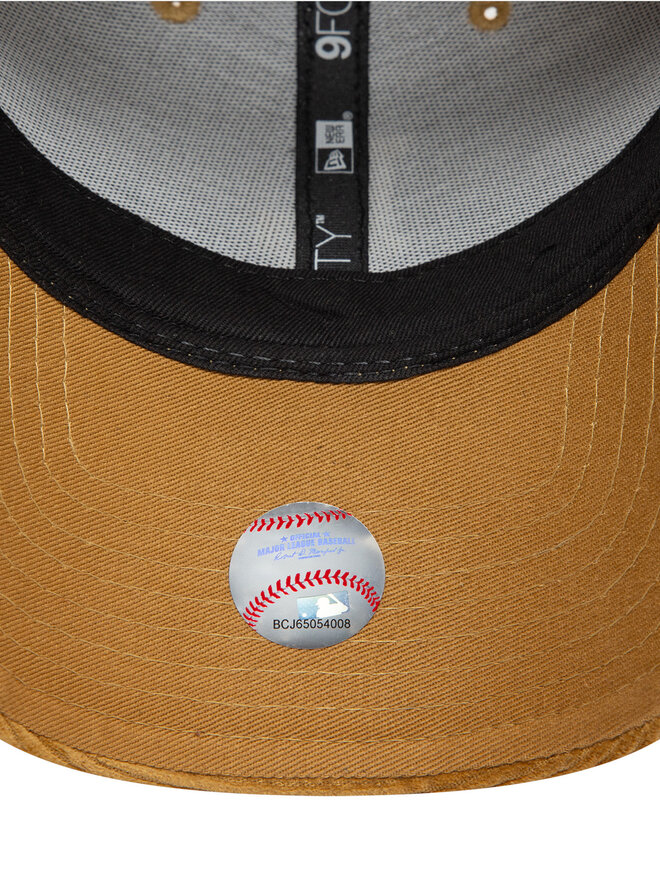 New Era Шапка с козирка New Era La Dodgers Cord 9Forty 60595256 Кафяв
