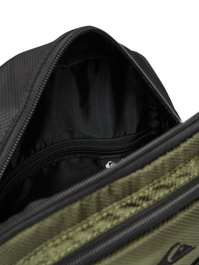 Quiksilver Мъжка чантичка Quiksilver QUIC-M-002-07 Зелен