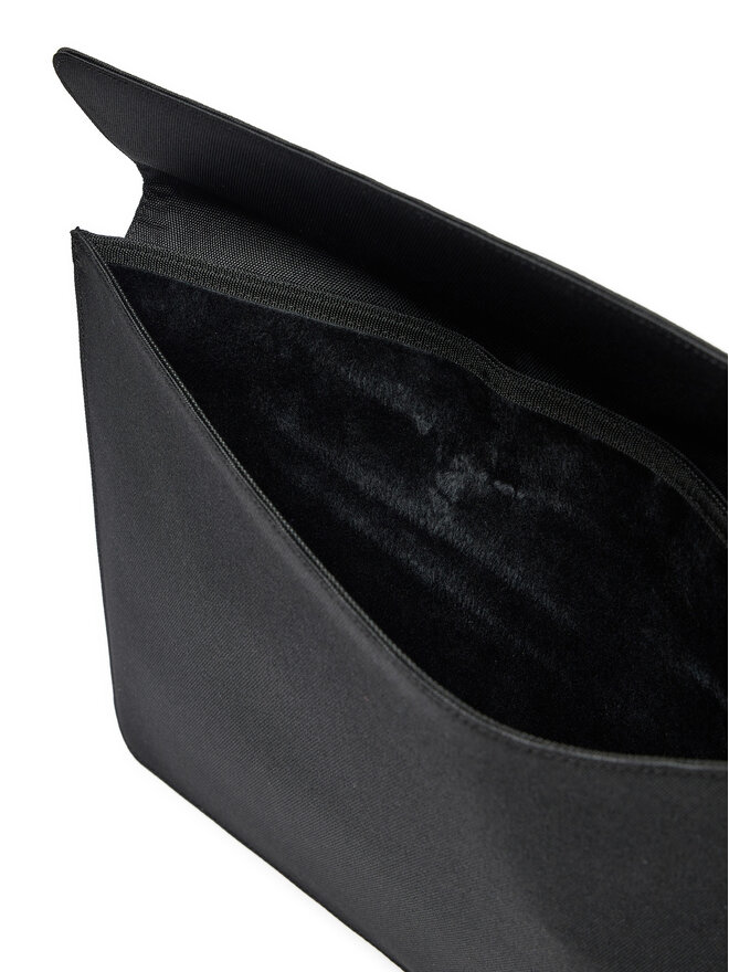 Herschel Чохол для ноутбука Herschel Spokane 15-16 Inch Sleeve 30077-00001 Чорний