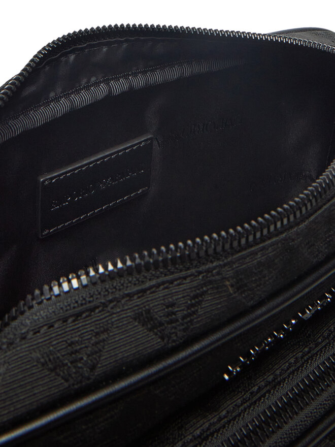 Emporio Armani Saszetka nerka Emporio Armani Y4M403 Y022V 81336 Czarny