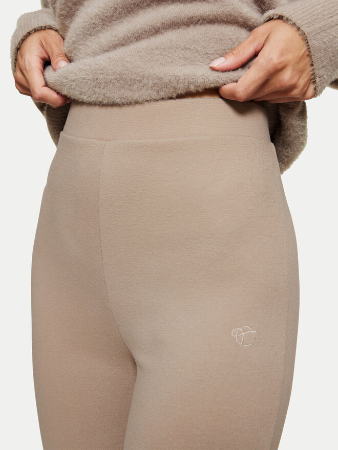 Triumph Triumph Pizsama nadrág Smart Thermal 10221491 Bézs Slim Fit