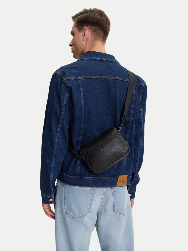 Calvin Klein Τσαντάκι Calvin Klein Ck Must Camera Bag K50K512885 Μαύρο