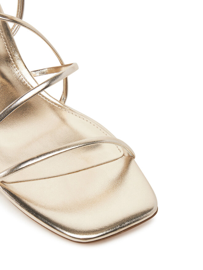 Steve Madden Sandale Steve Madden Remmi SM11003296 Zlatna