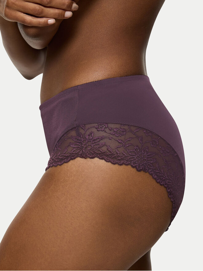 Triumph Triumph Klasične spodnje hlačke z visokim pasom Ladyform Soft Maxi 10210671 Vijolična