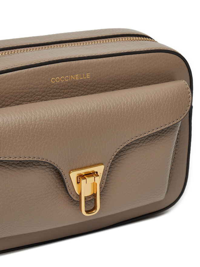 Coccinelle Handtasche Coccinelle MF6 Coccinelle Beat Soft E1 MF6 15 02 01 Braun