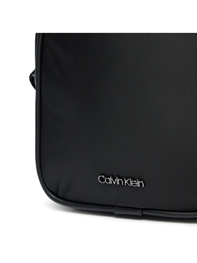 Calvin Klein Плоска сумка Calvin Klein Ck Est. Nylon Cube Reporter+Case K50K512113 Чорний