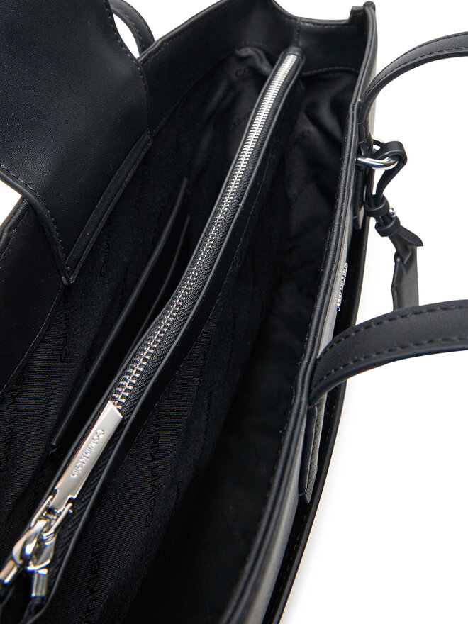 Calvin Klein Kabelka Calvin Klein Ck Must Medium Shopper W/Pocket K60K613019 Černá