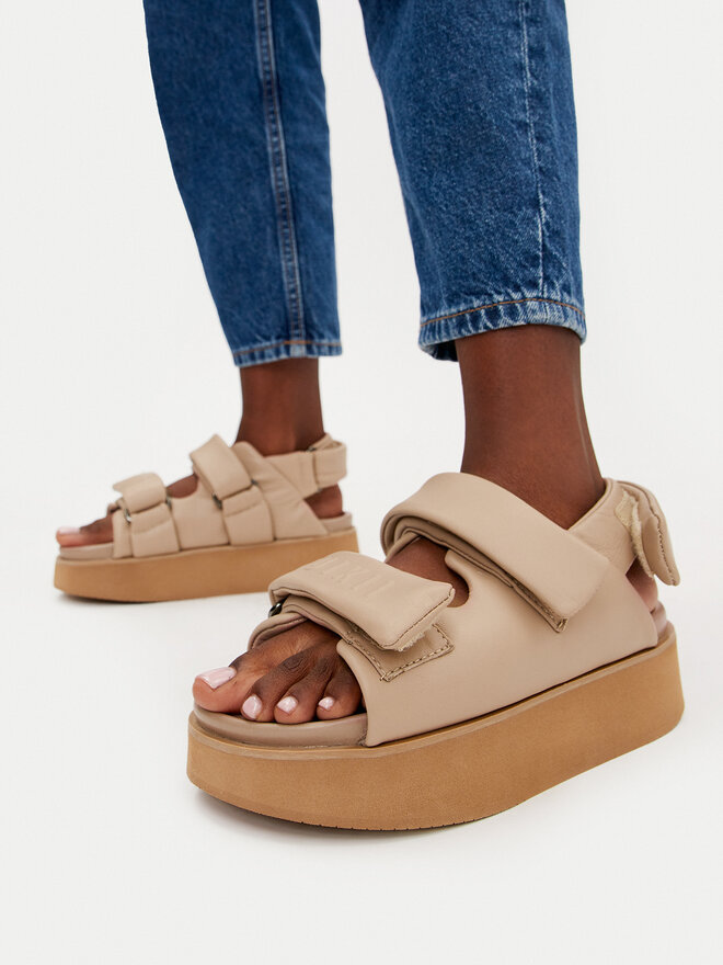 Inuikii Sandales Inuikii Velcro 70106-150 Bēšs