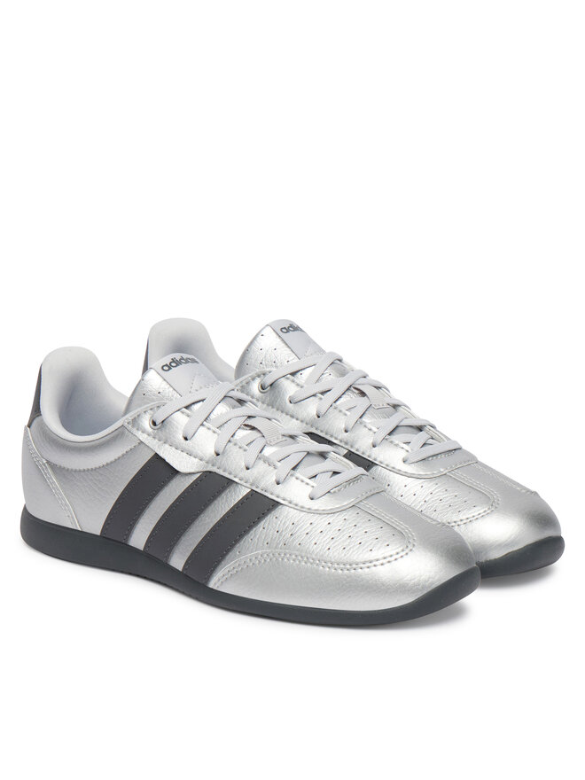 adidas Снікерcи adidas Barreda Lo HQ7384 Срібний