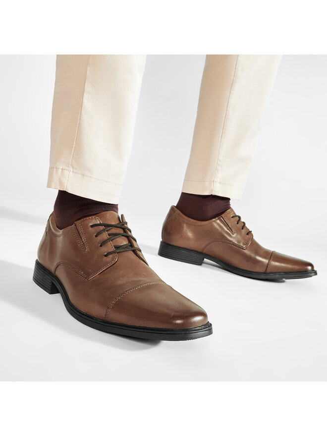 Clarks Półbuty Clarks Tilden Cap 261300967 Brązowy