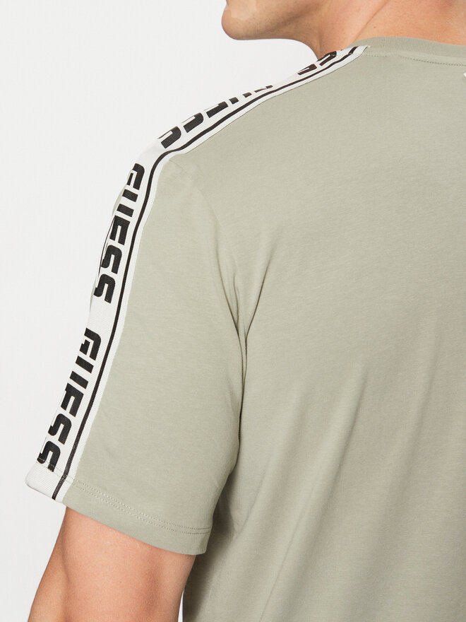 Guess Guess T-Shirt Z4GI18 J1314 Grün Regular Fit