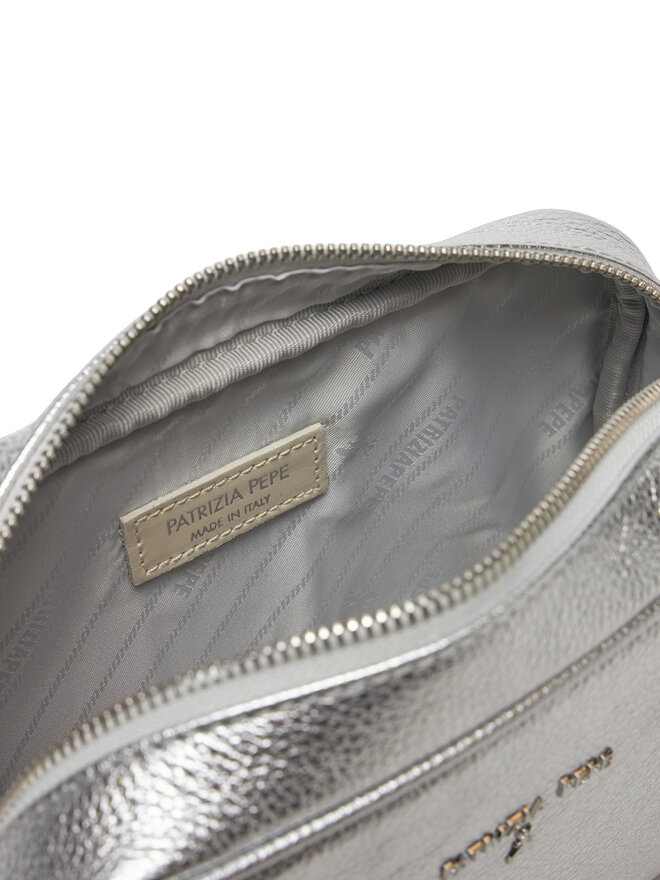 Patrizia Pepe Ročna torba Patrizia Pepe 8B8985/L138-S298 Srebrna
