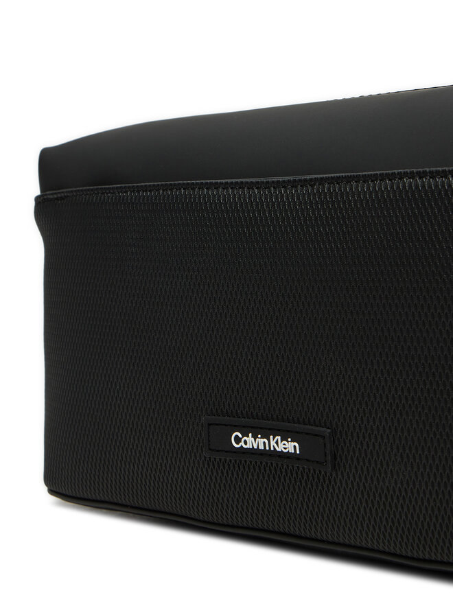 Calvin Klein Kosmetyczka Calvin Klein K50K512802 Czarny