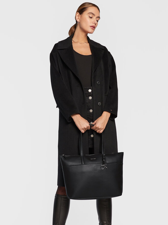 Calvin Klein Táska Calvin Klein Ck Must Shopper Lg W/Slip Pkt K60K609860 Fekete
