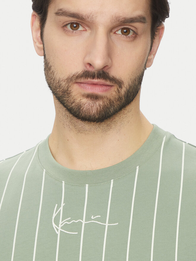 Karl Kani Karl Kani T-Shirt 60300340 Grün Regular Fit