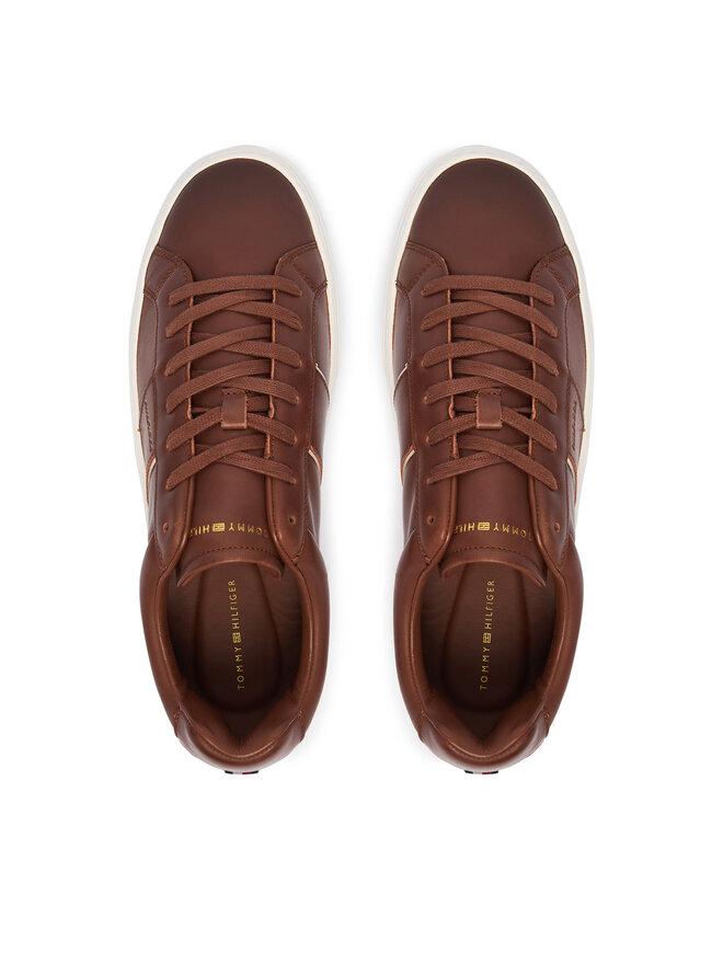 Tommy Hilfiger Sneakers Tommy Hilfiger Dress Casual Leather Sneaker FM0FM05989 Braun