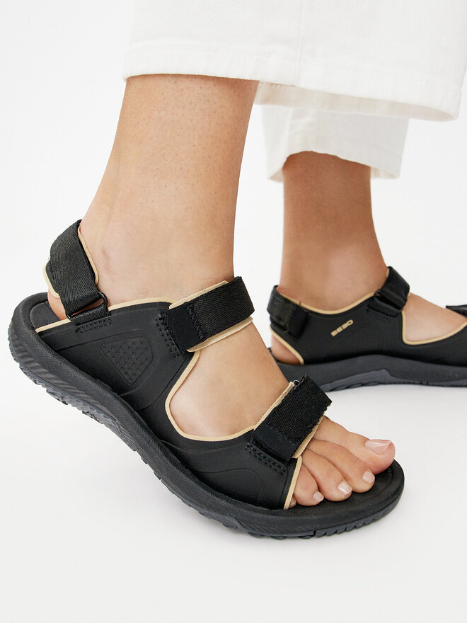 4F Sandale 4F 4FRSS24FSANF057 Negru