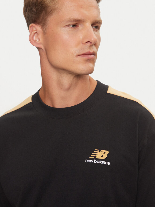 New Balance New Balance Camiseta Classics MT43526BK Negro Relaxed Fit