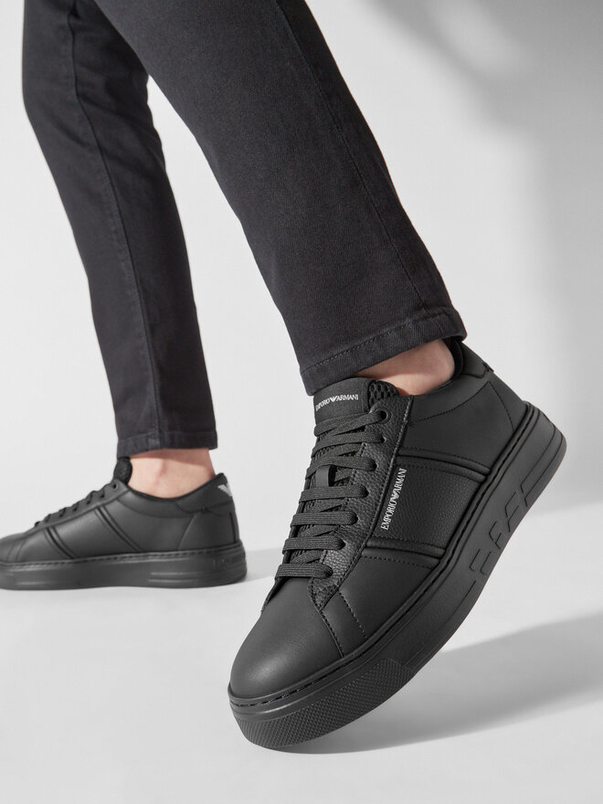 Sneakers Emporio Armani X4X570 XN840 K001 Noir chaussures