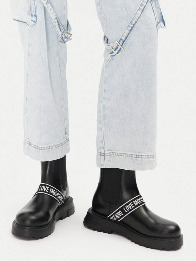 LOVE MOSCHINO Боти тип челси LOVE MOSCHINO JA24104G1LIA0000 Черен