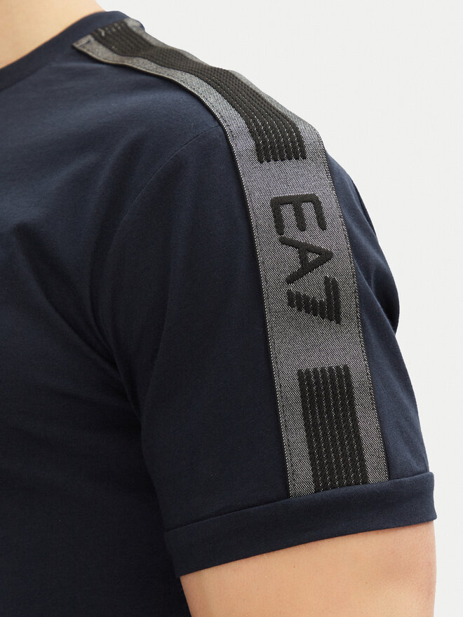 EA7 Emporio Armani EA7 Emporio Armani Camiseta 7M000138 AF10375 UB102 Azul marino Regular Fit