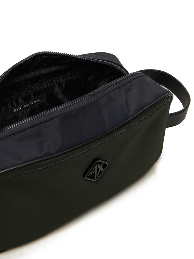 Armani Exchange Kozmetični kovček Armani Exchange XM000108 AF12099 MB066 Črna