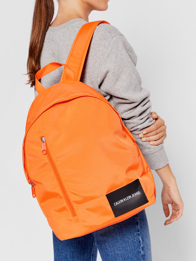 Rucksack Calvin Klein Jeans Round Bp 43W/Front Zip K50K506355 Orange ...