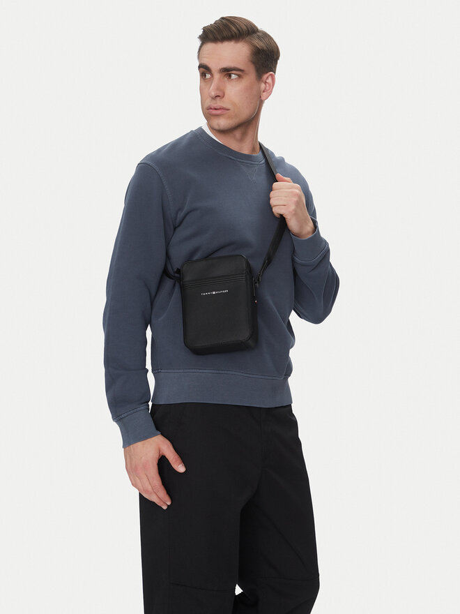 Tommy Hilfiger Maža rankinė Tommy Hilfiger Th Business Leath Mini Reporter AM0AM13215 Juoda