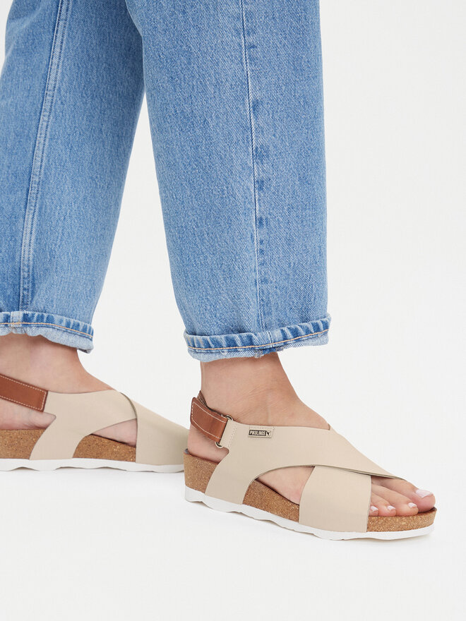 Pikolinos Sandalen Pikolinos W9E-0912 Écru