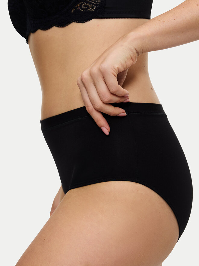 Triumph Triumph Klasične gaćice s visokim strukom Sense Of Modal 10224787 Crna