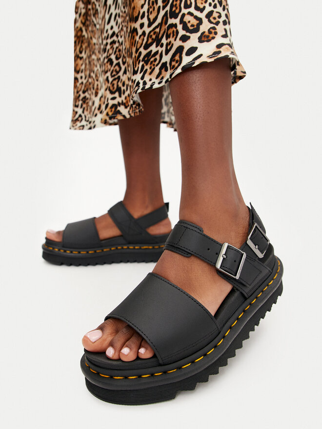 Dr. Martens Sandali Dr. Martens Voss 24233001 Nero