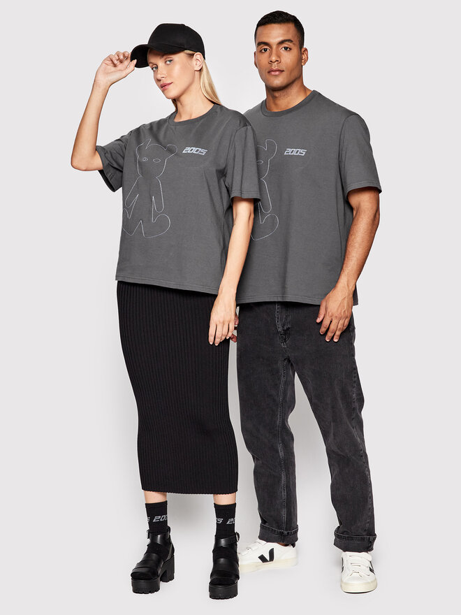 2005 2005 Футболка Unisex Horned Сірий Relaxed Fit