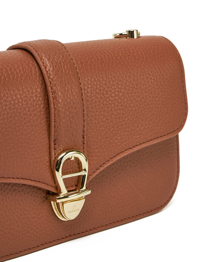 Aigner Τσάντα Aigner 132411 Καφέ