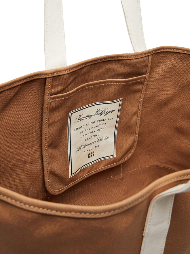 Tommy Hilfiger Ročna torba Tommy Hilfiger Th Summer Tote AM0AM13557 Rjava